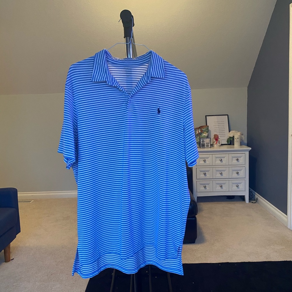 Men’s polo